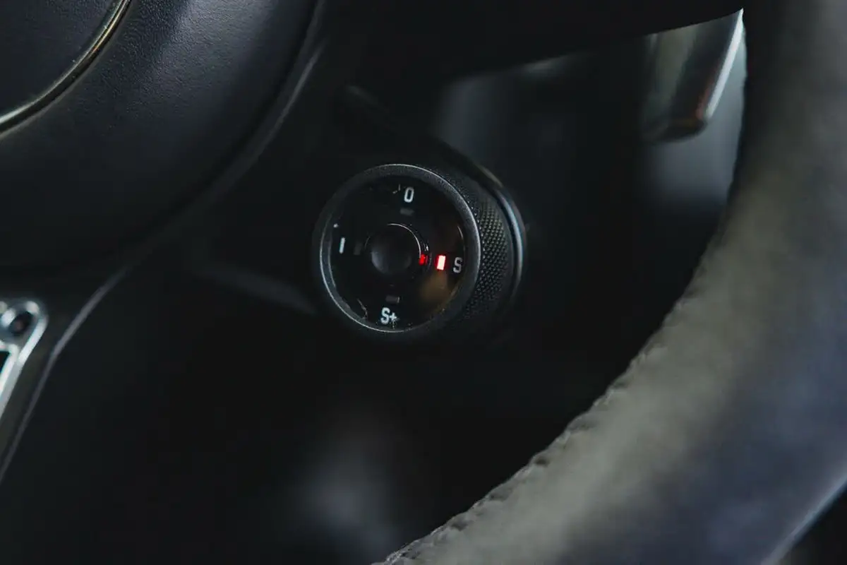 2019-porsche-cayenne-40-v8-turbo-coupe-big-36