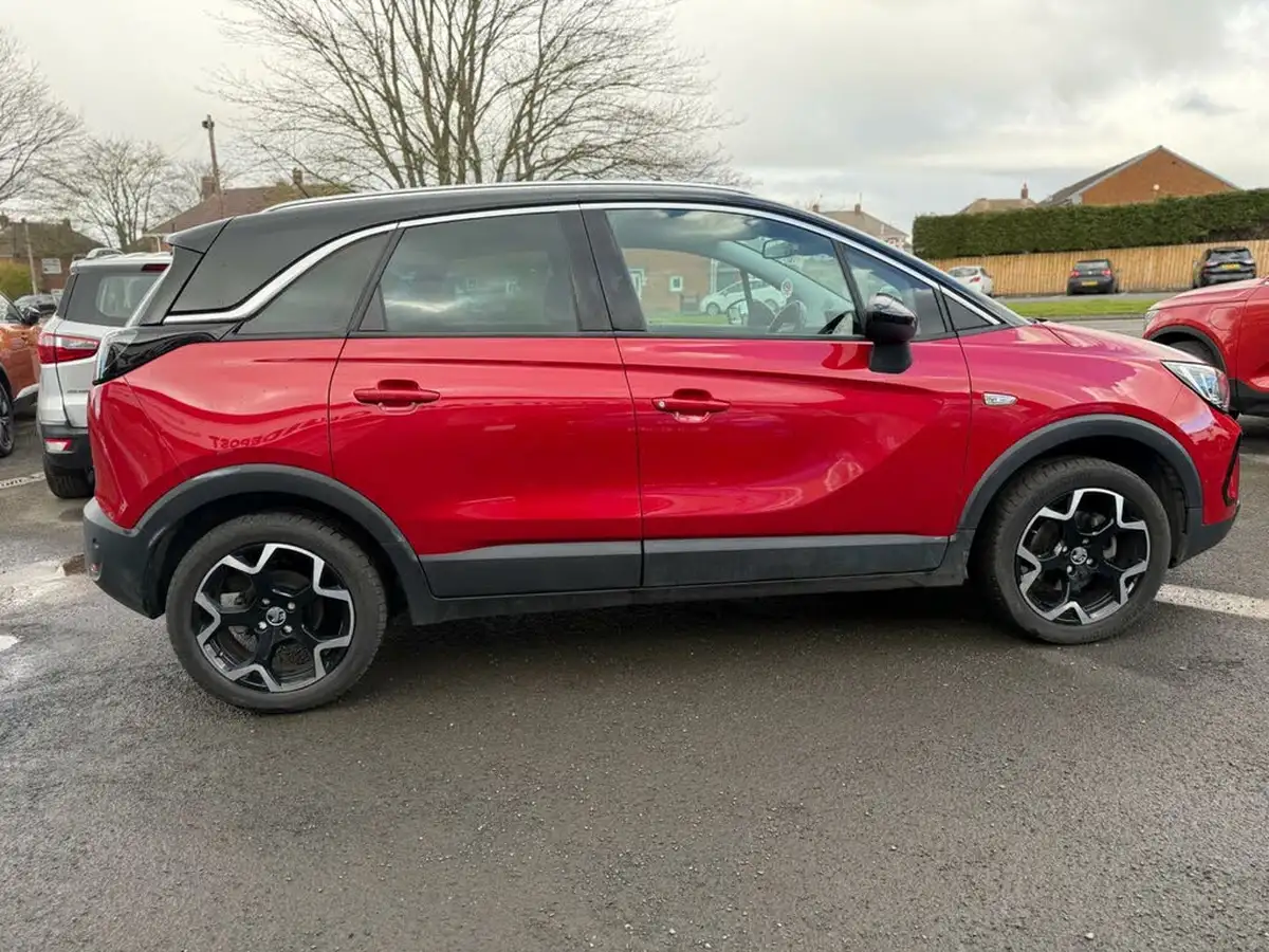 2023-vauxhall-crossland-12-ultimate-130ps-auto-big-8