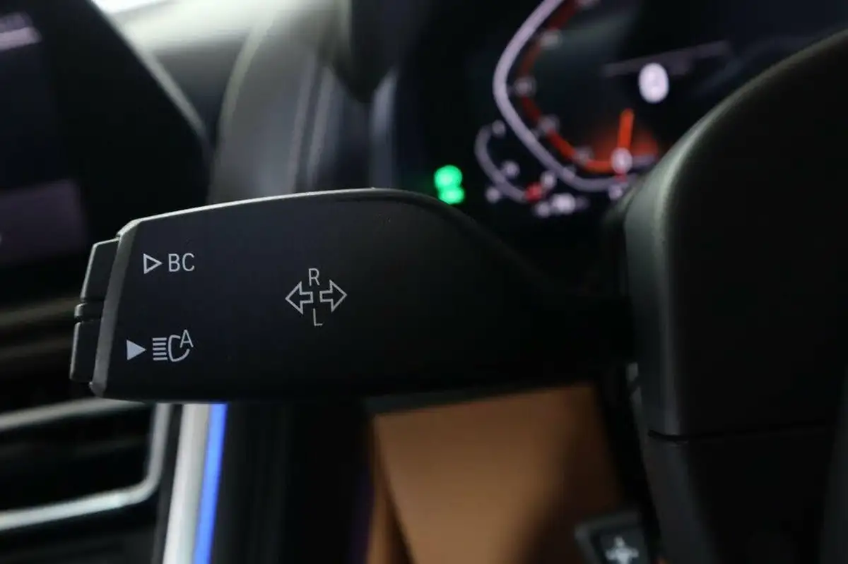 2021-bmw-8-series-30-840i-m-sport-gran-coupe-4d-big-39
