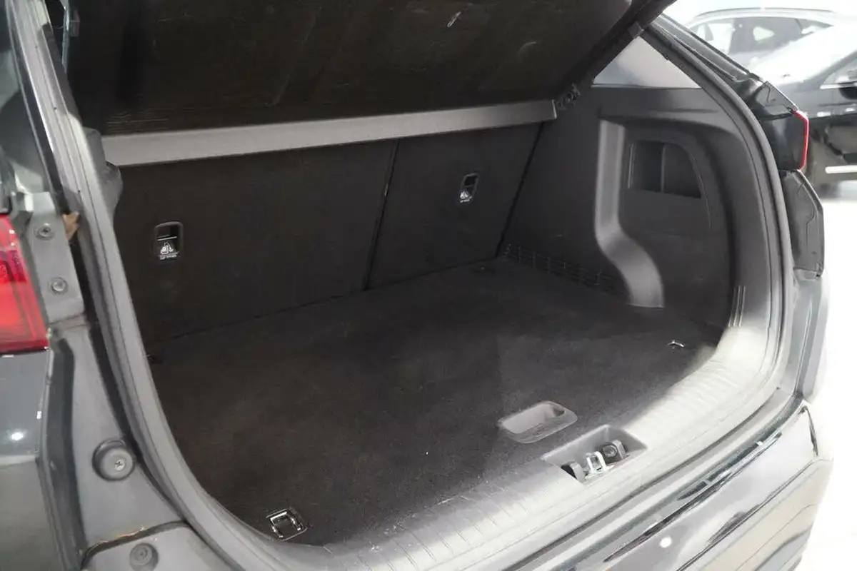 2020-hyundai-kona-16-gdi-se-big-38