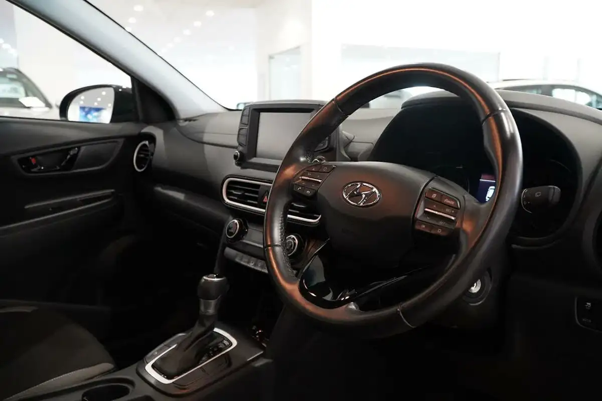 2020-hyundai-kona-16-gdi-se-big-14