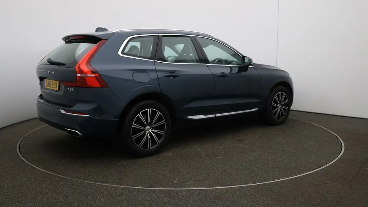 2018-volvo-xc60-20-t5-inscription-250bhp-4x4-big-50