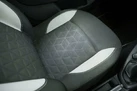 2013-dacia-sandero-stepway-09-laureate-small-20