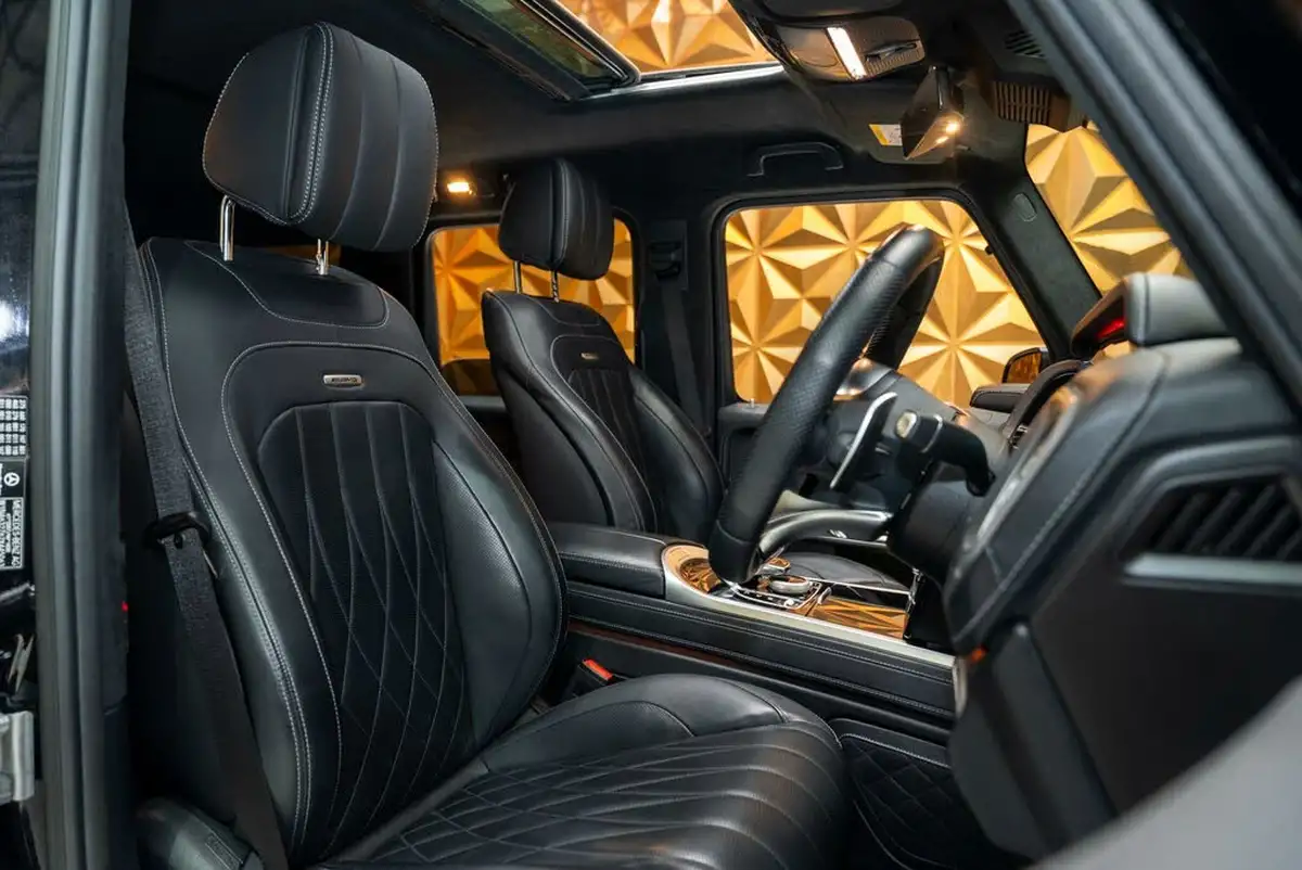 2022-mercedes-benz-g-class-40-g63-amg-big-22
