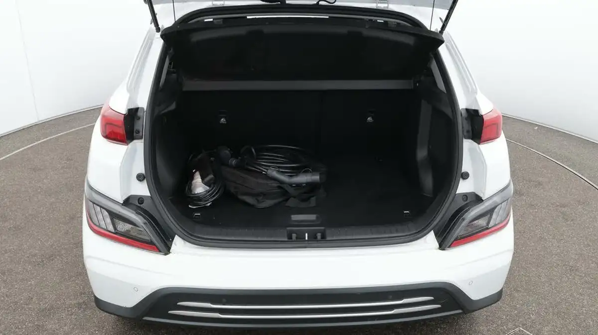2022-hyundai-kona-e-premium-204ps-64kwh-7kw-obc-big-17