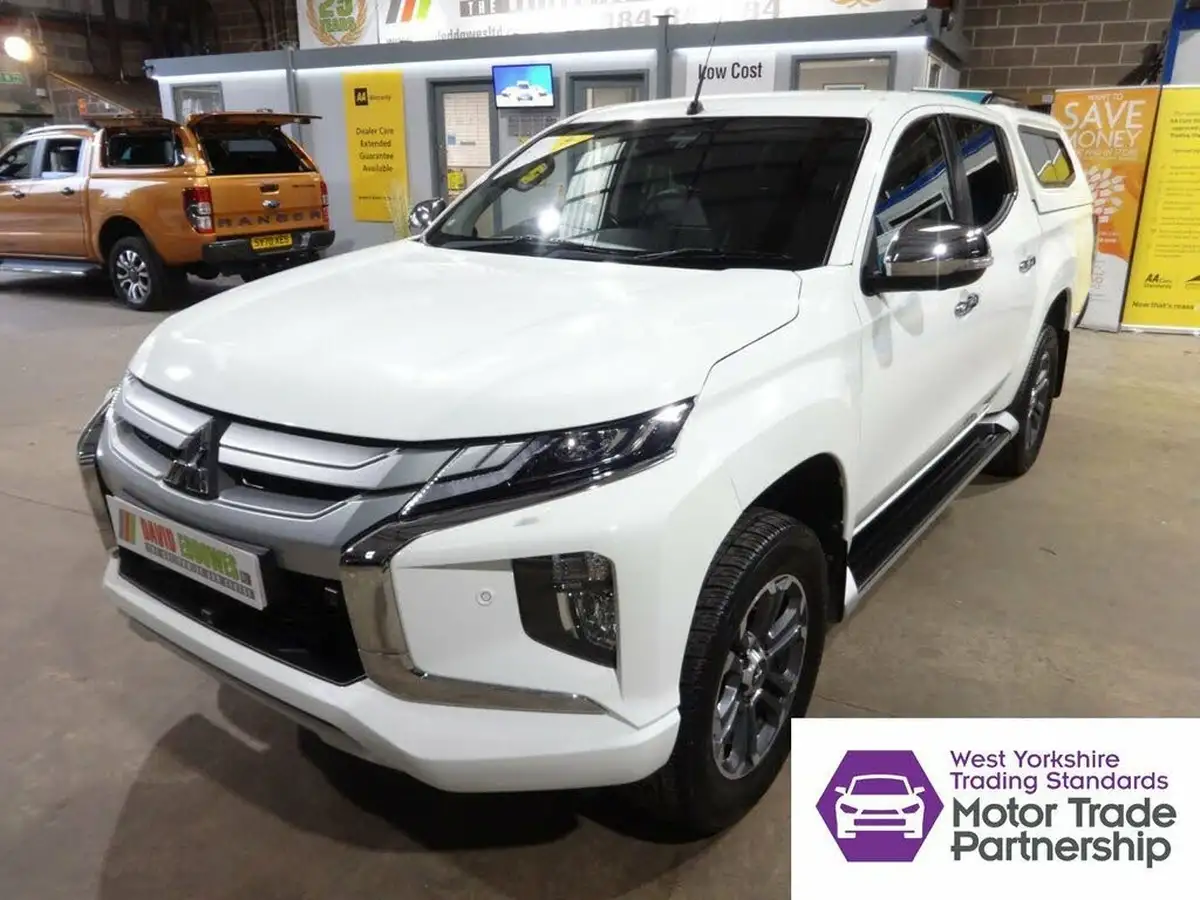 2020-mitsubishi-l200-22di-d-barbarian-x-big-8