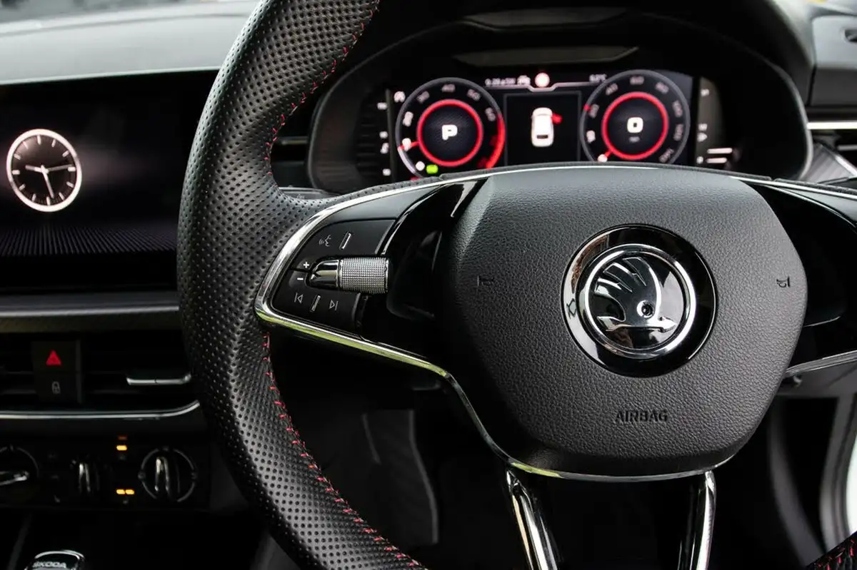 2021-skoda-scala-15-tsi-monte-carlo-dsg-big-20
