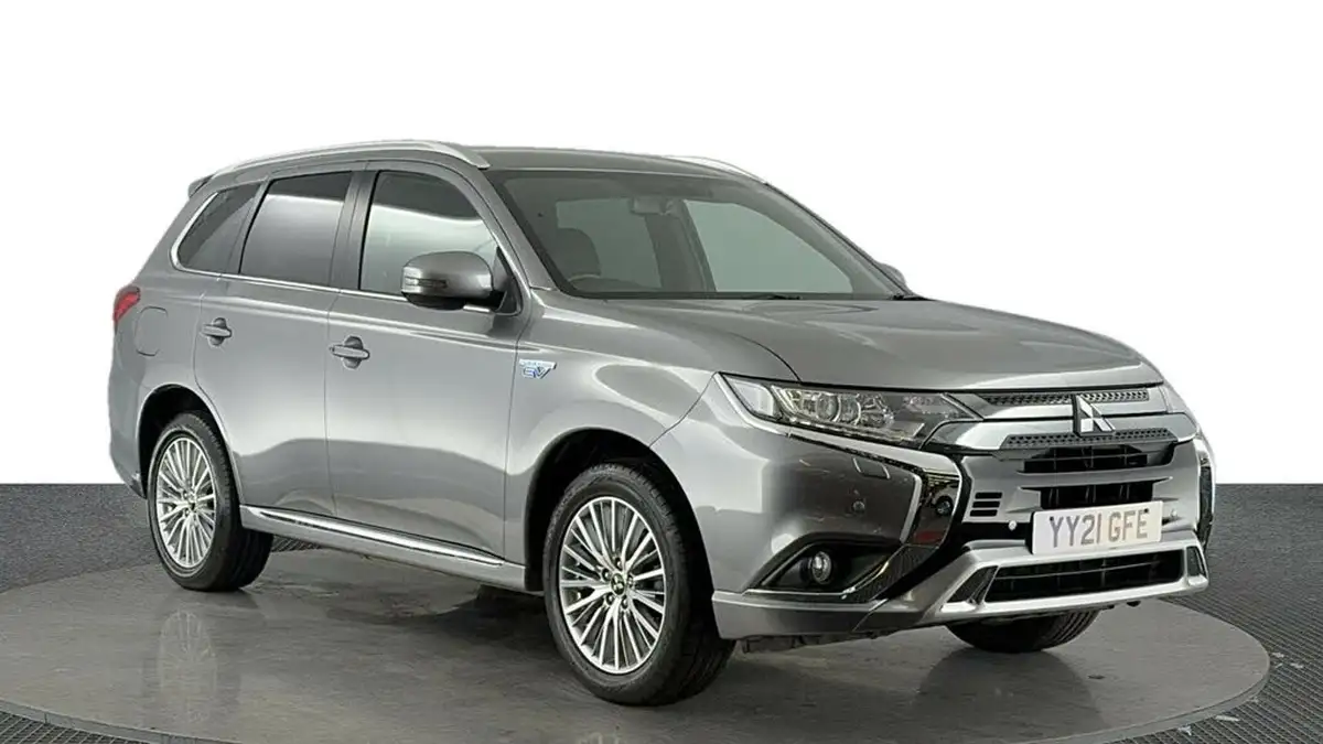 2021-mitsubishi-outlander-24-dynamic-phev-big-1