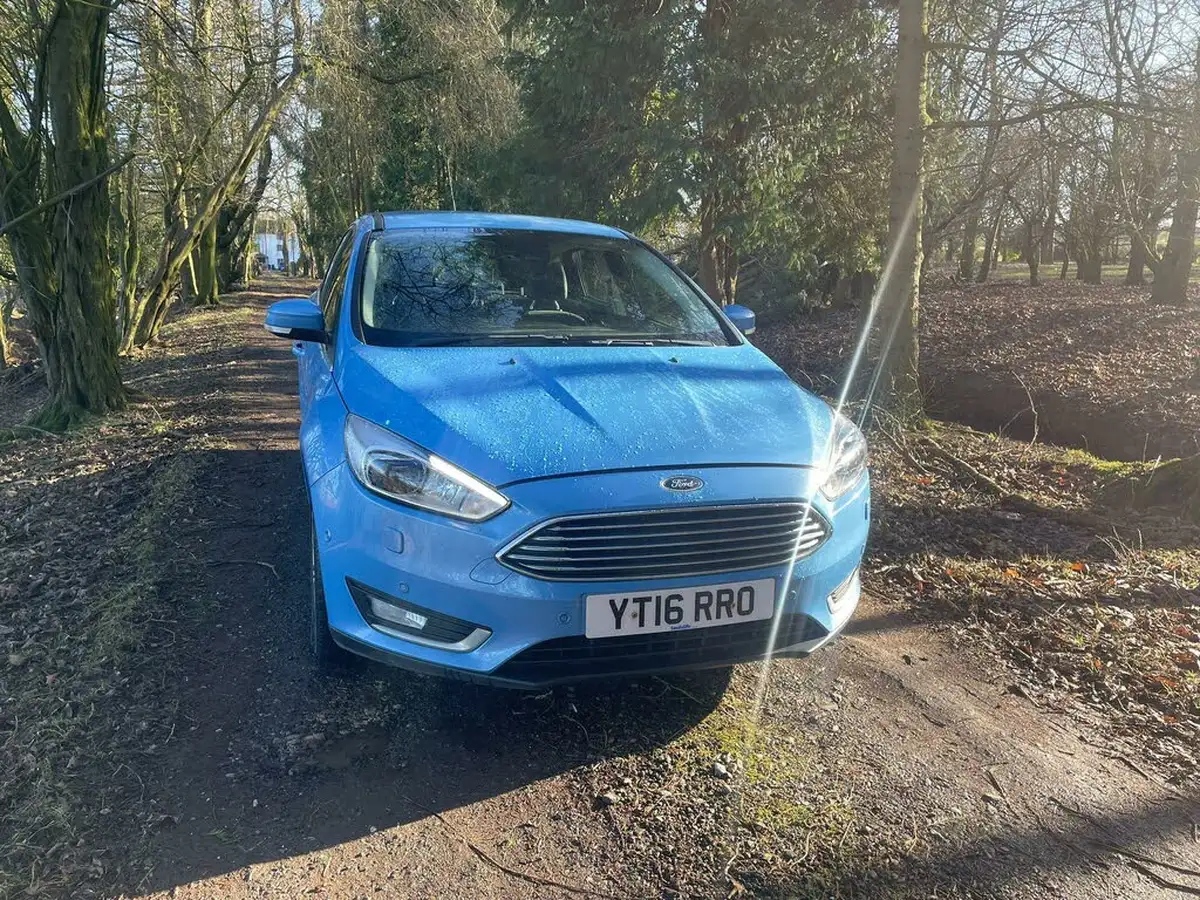 2016-ford-focus-10t-titanium-x-125ps-hatchback-big-1
