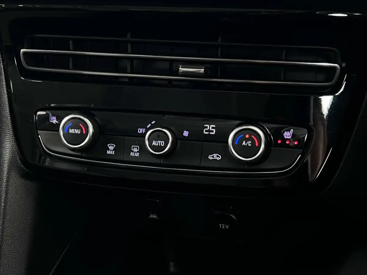 2021-vauxhall-mokka-12-elite-nav-premium-100ps-big-33