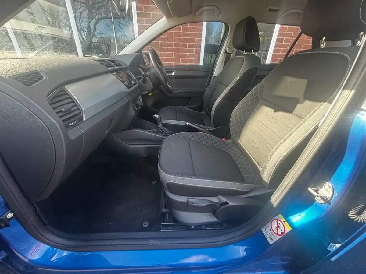 2019-skoda-fabia-10-tsi-se-109ps-hatchback-dsg-big-11