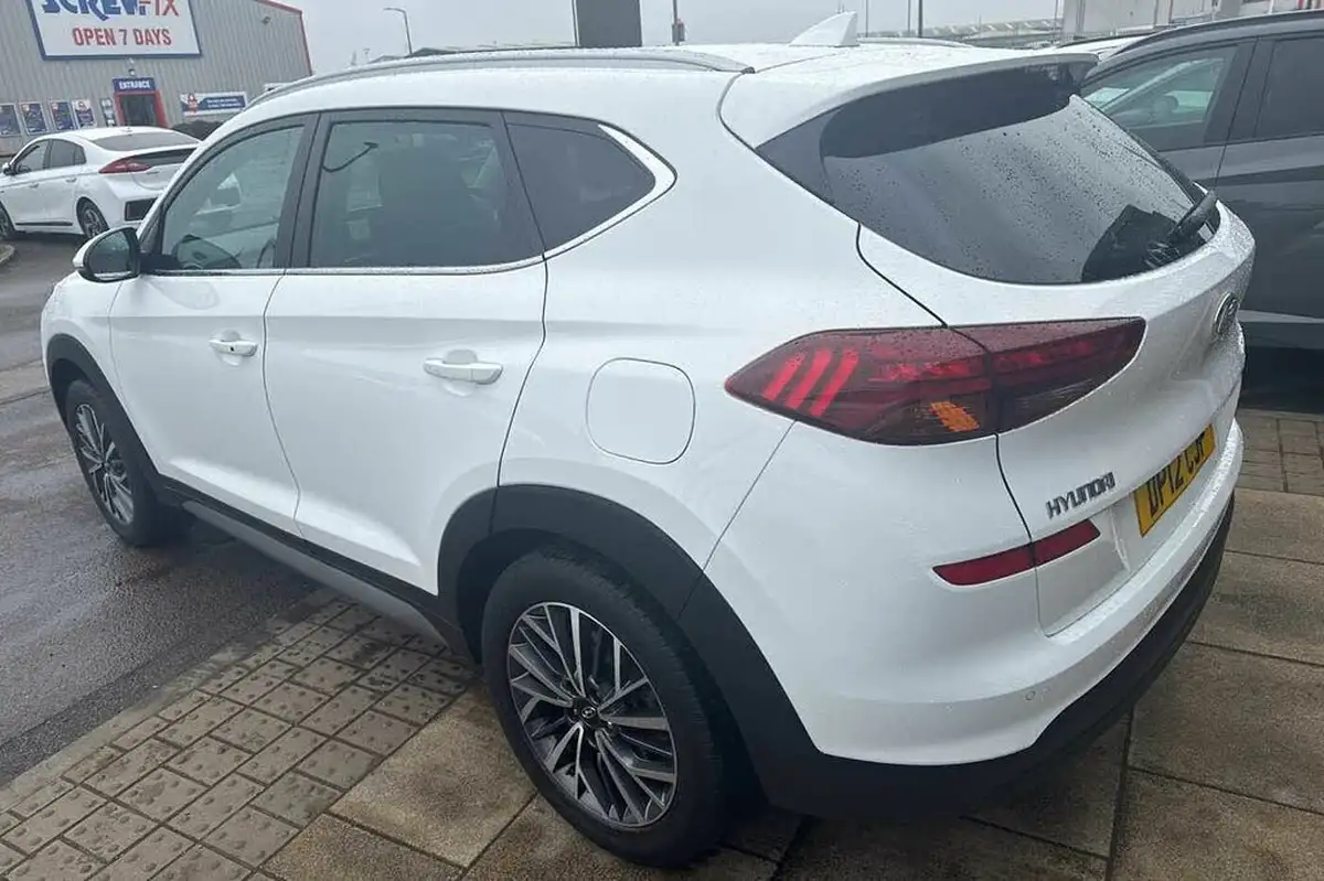 2019-hyundai-tucson-16-gdi-premium-big-2