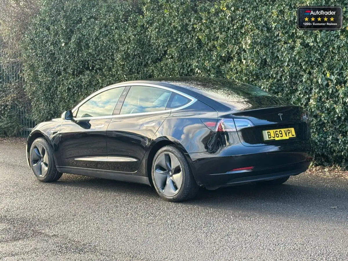 2019-tesla-model-3-e-standard-plus-big-37