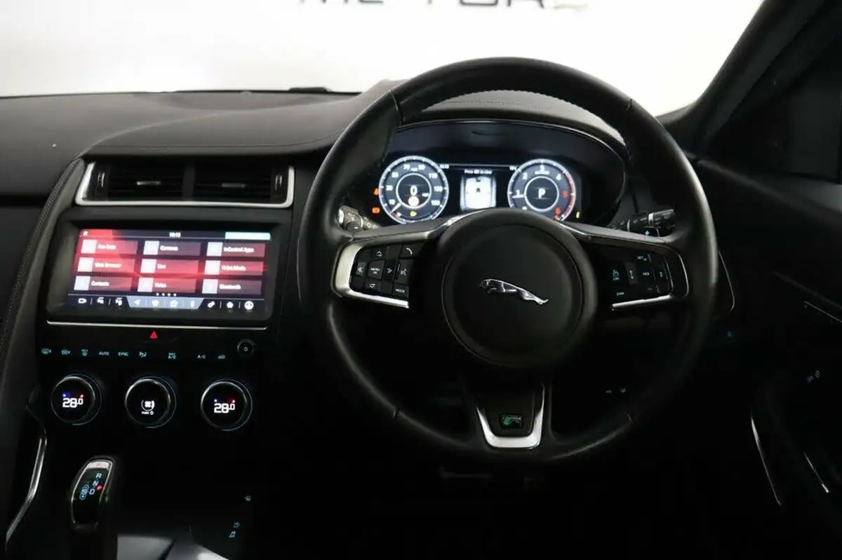2018-jaguar-e-pace-20-i4d-r-dynamic-hse-180ps-big-20