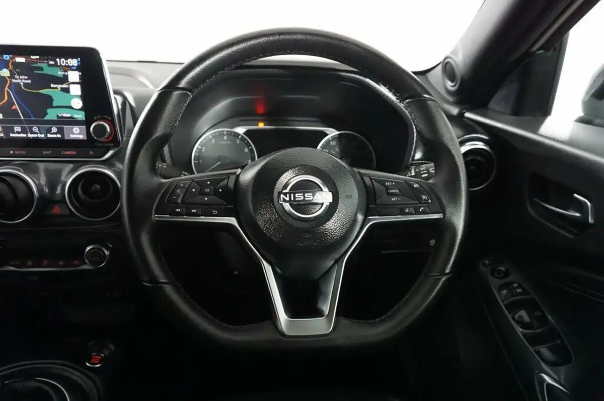 2024-nissan-juke-10-dig-t-n-connecta-big-14