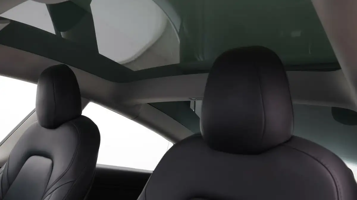 2020-tesla-model-3-e-long-range-big-20