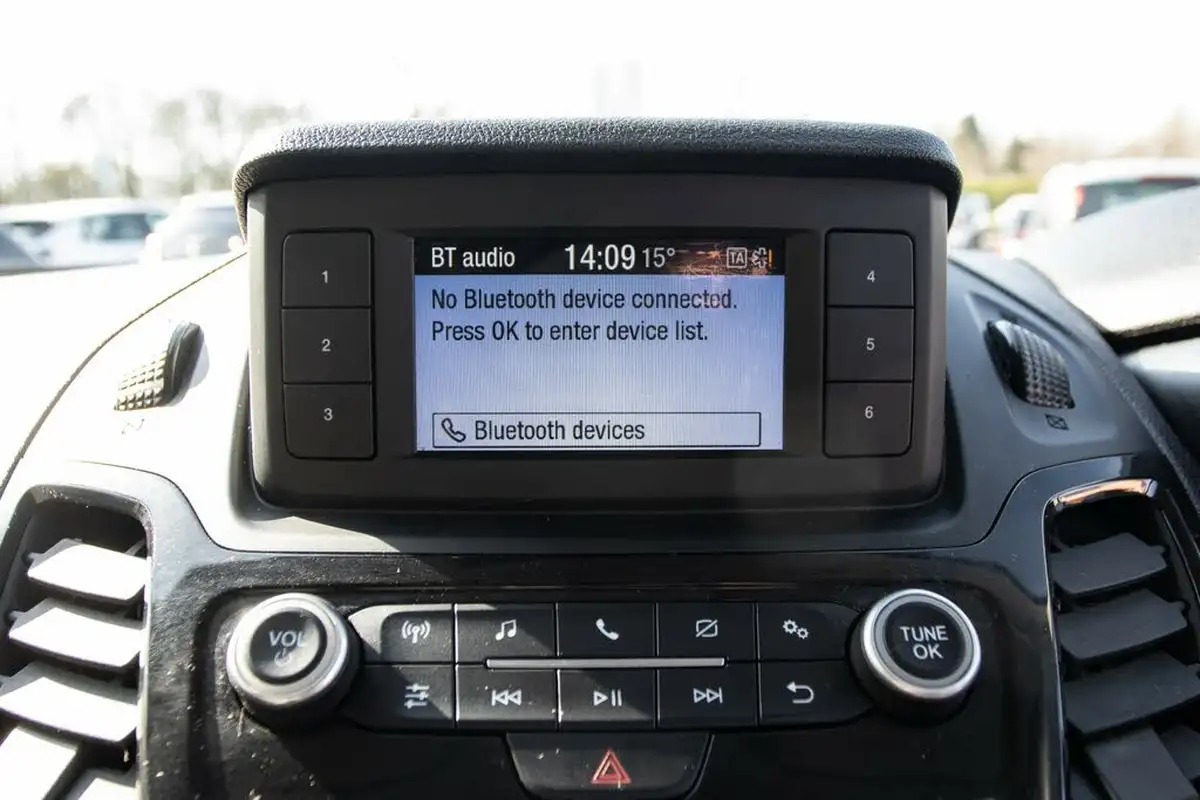 2020-ford-grand-tourneo-connect-15-titanium-big-23
