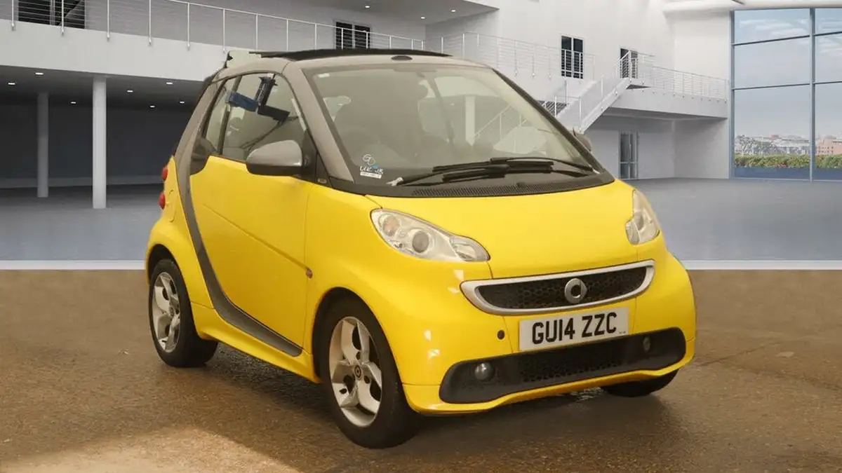 2014-smart-fortwo-10-pulse-71bhp-cabriolet-big-0