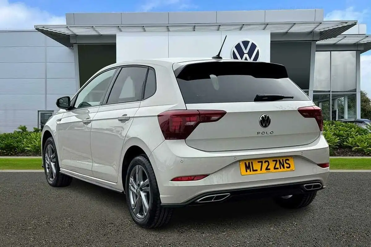 2022-volkswagen-polo-10-tsi-r-line-95ps-big-2