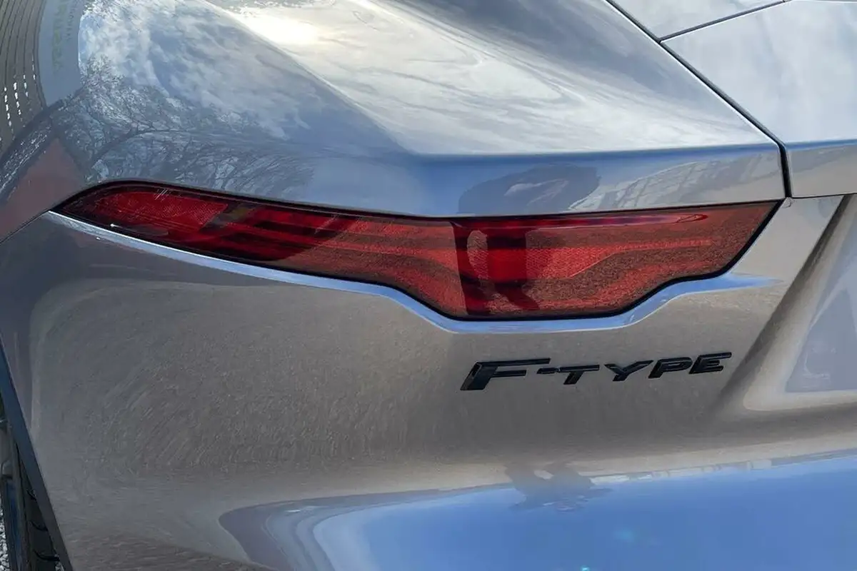 2022-jaguar-f-type-20-p300-r-dynamic-coupe-big-20