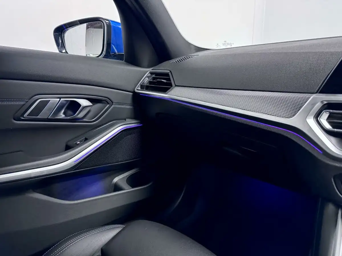 2020-bmw-3-series-20-330e-m-sport-tech-pack-saloon-4d-big-23