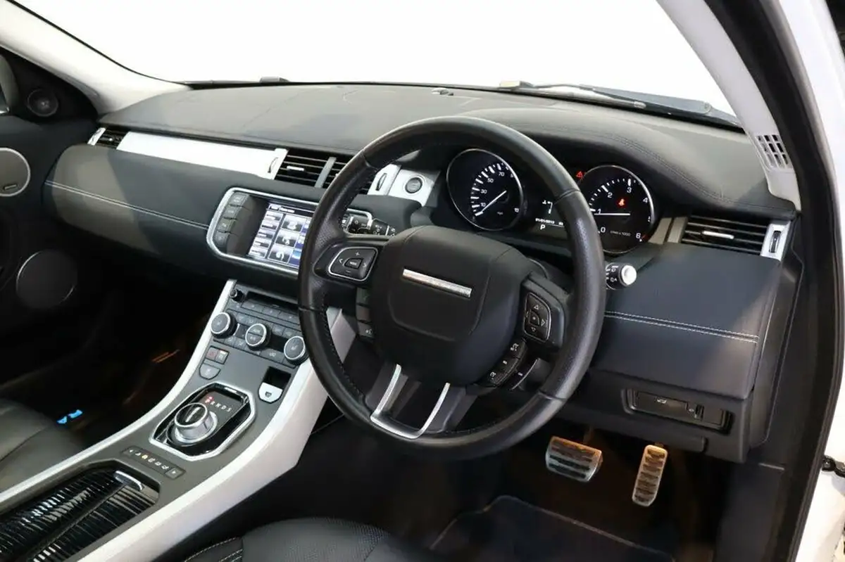 2014-land-rover-range-rover-evoque-22sd4-dynamic-hatchback-5d-auto-big-14