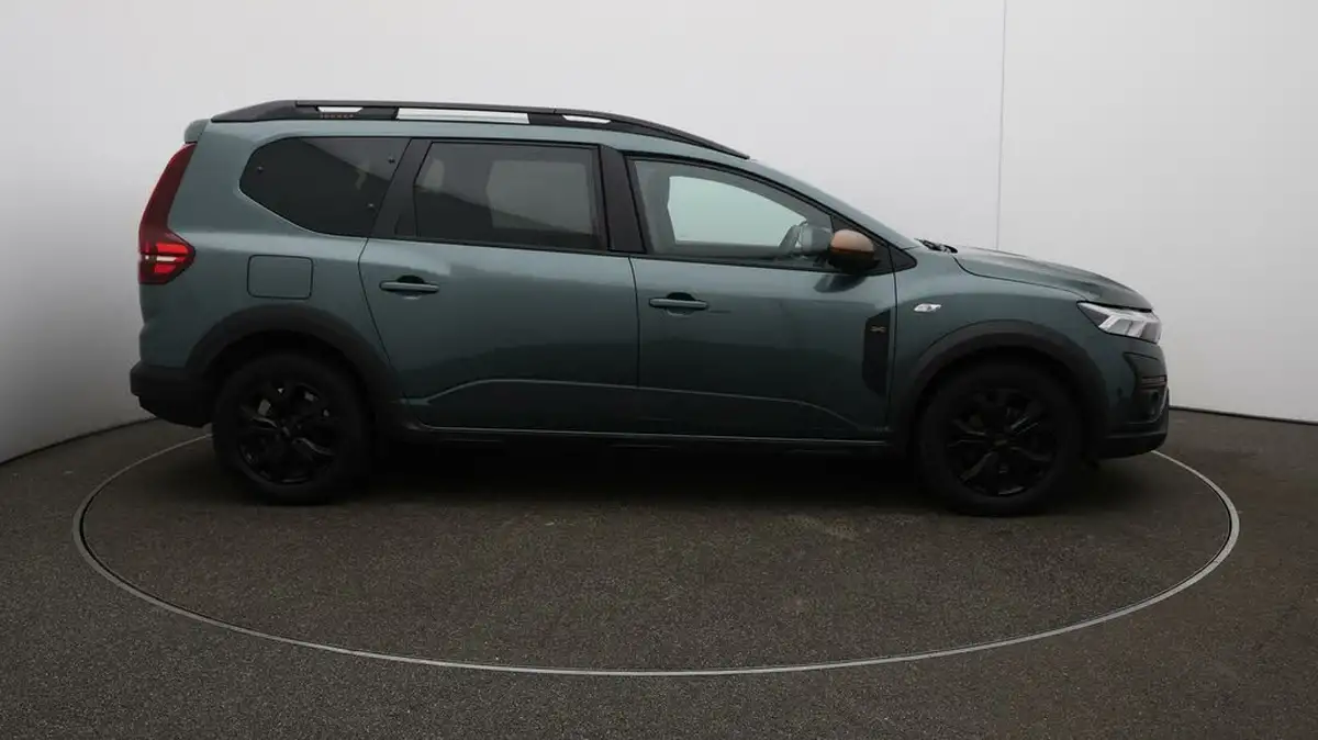 2023-dacia-jogger-10-tce-extreme-big-47
