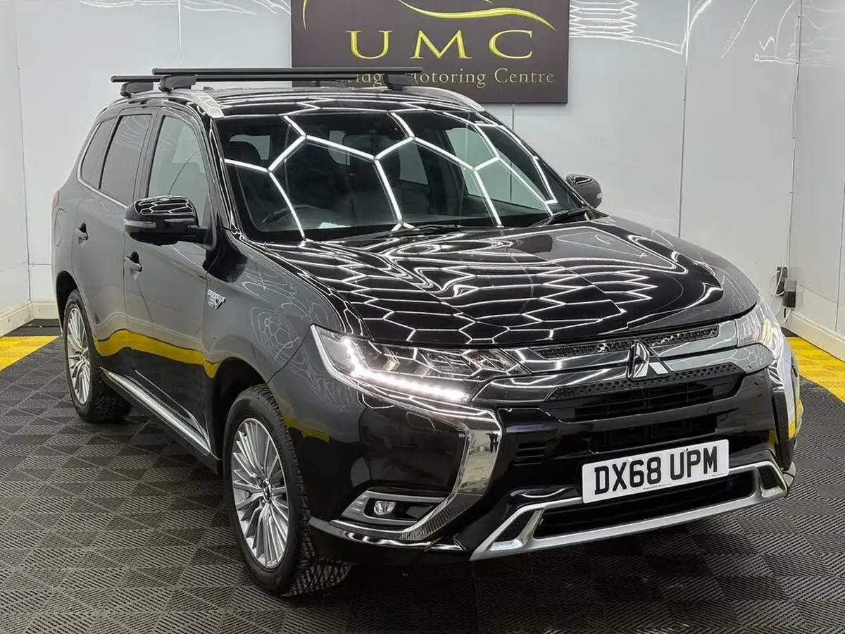 2018-mitsubishi-outlander-24-4h-phev-big-0