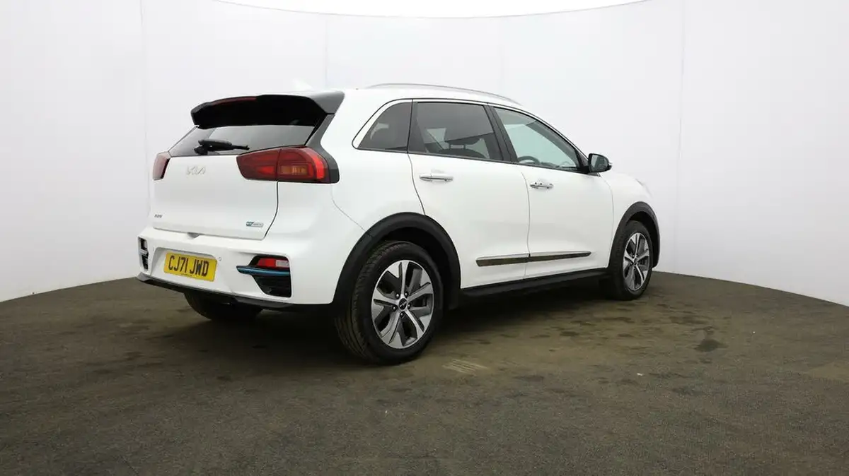 2022-kia-e-niro-ev-4-big-57
