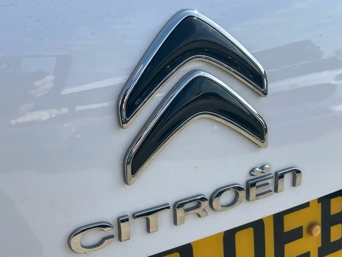 2022-citroen-c5-aircross-12-puretech-shine-ss-eat8-big-25