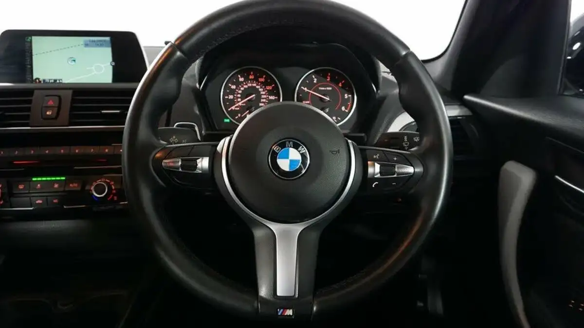 2016-bmw-1-series-15td-116d-m-sport-5d-big-16