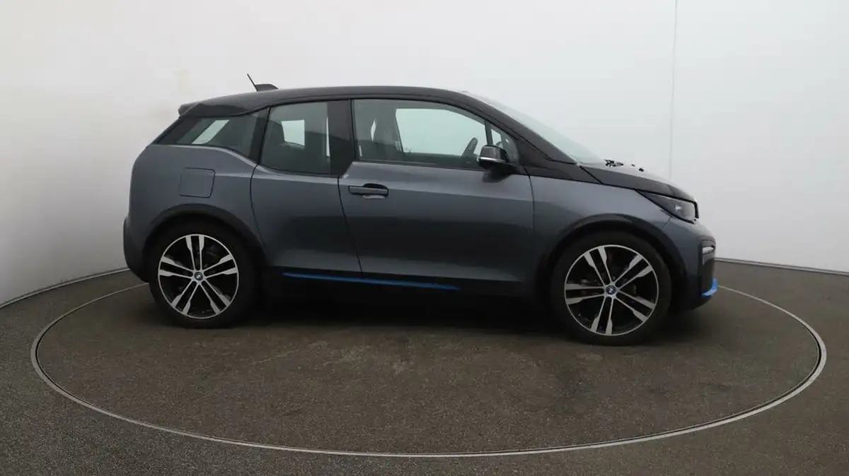 2019-bmw-i3-big-39