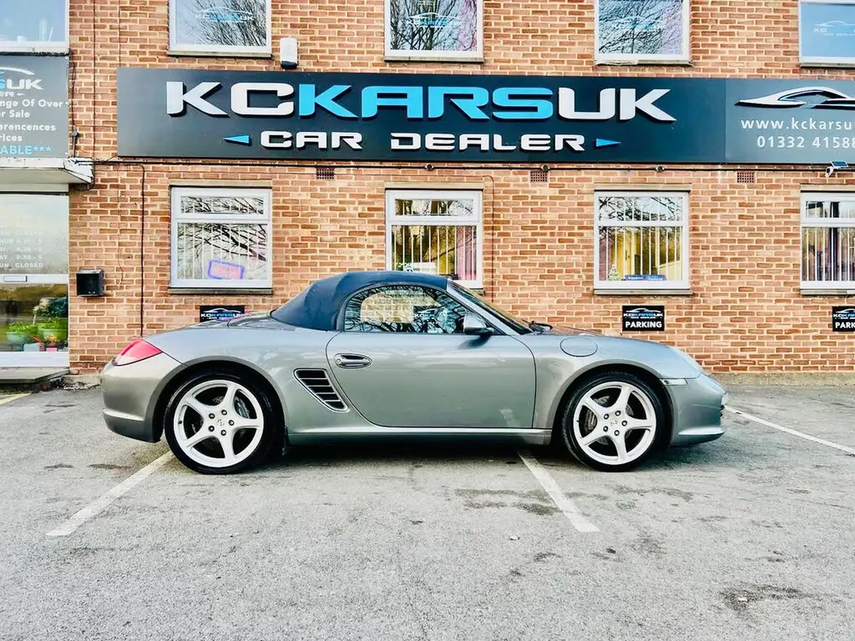 2010-porsche-boxster-29-pdk-big-68