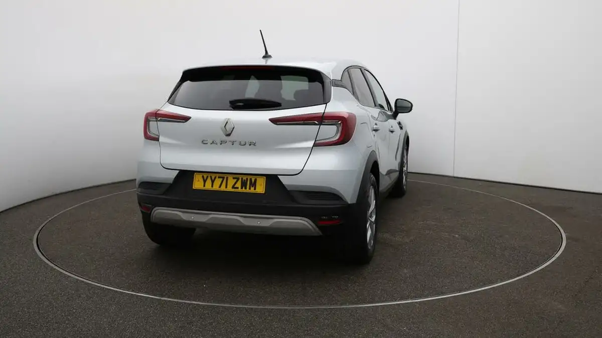2022-renault-captur-10-tce-iconic-edition-big-52