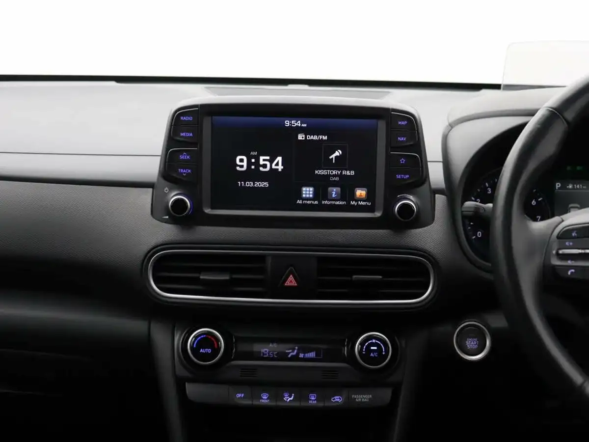 2018-hyundai-kona-16-t-gdi-premium-gt-2-tone-roof-big-6