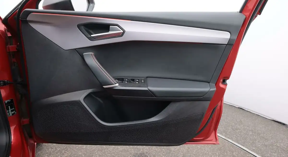 2021-seat-leon-15-tsi-evo-fr-sport-130ps-hatchback-big-15