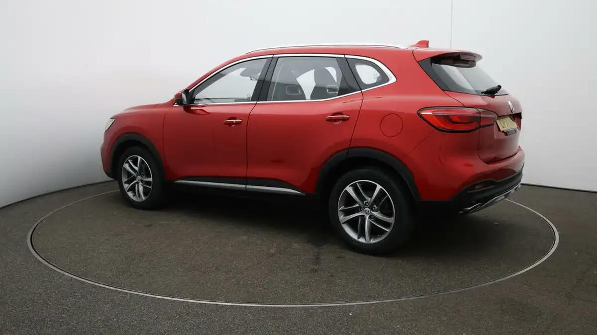 2022-mg-hs-15t-gdi-exclusive-162ps-dct-big-30