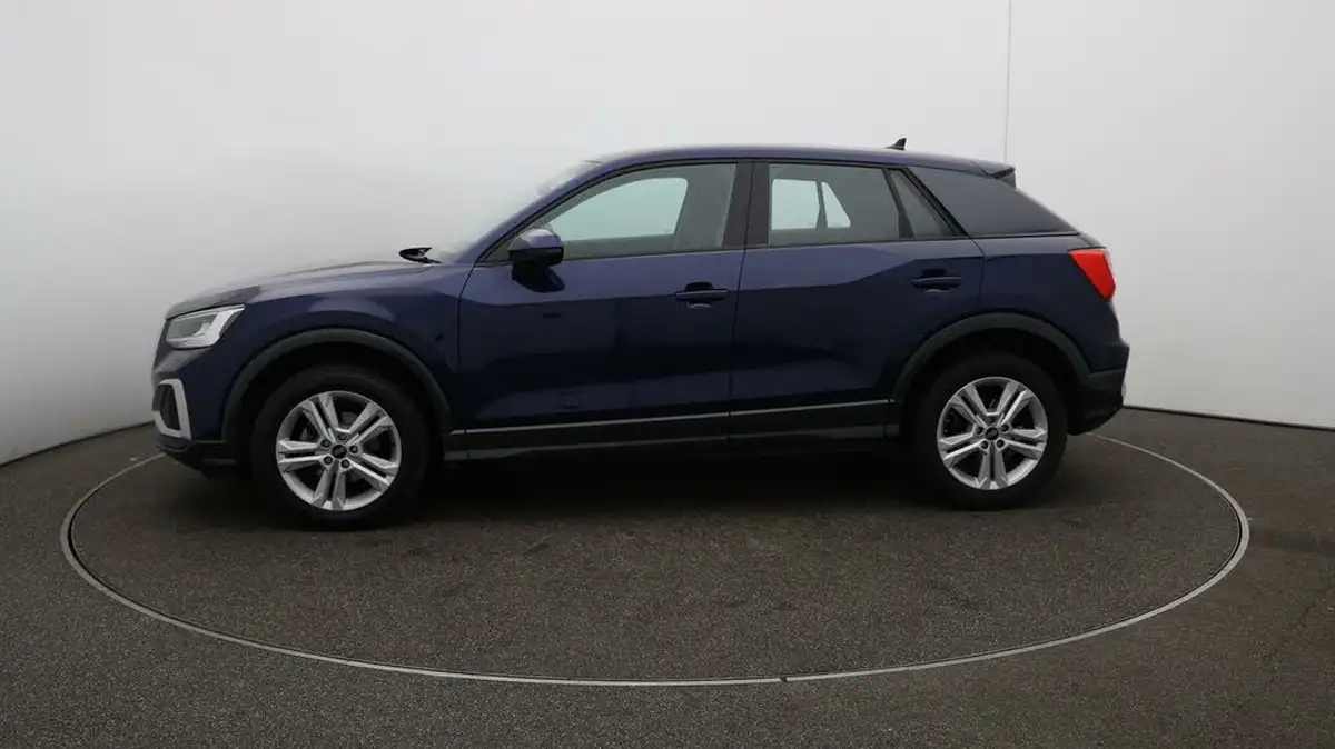 2022-audi-q2-10-30-tfsi-sport-big-4