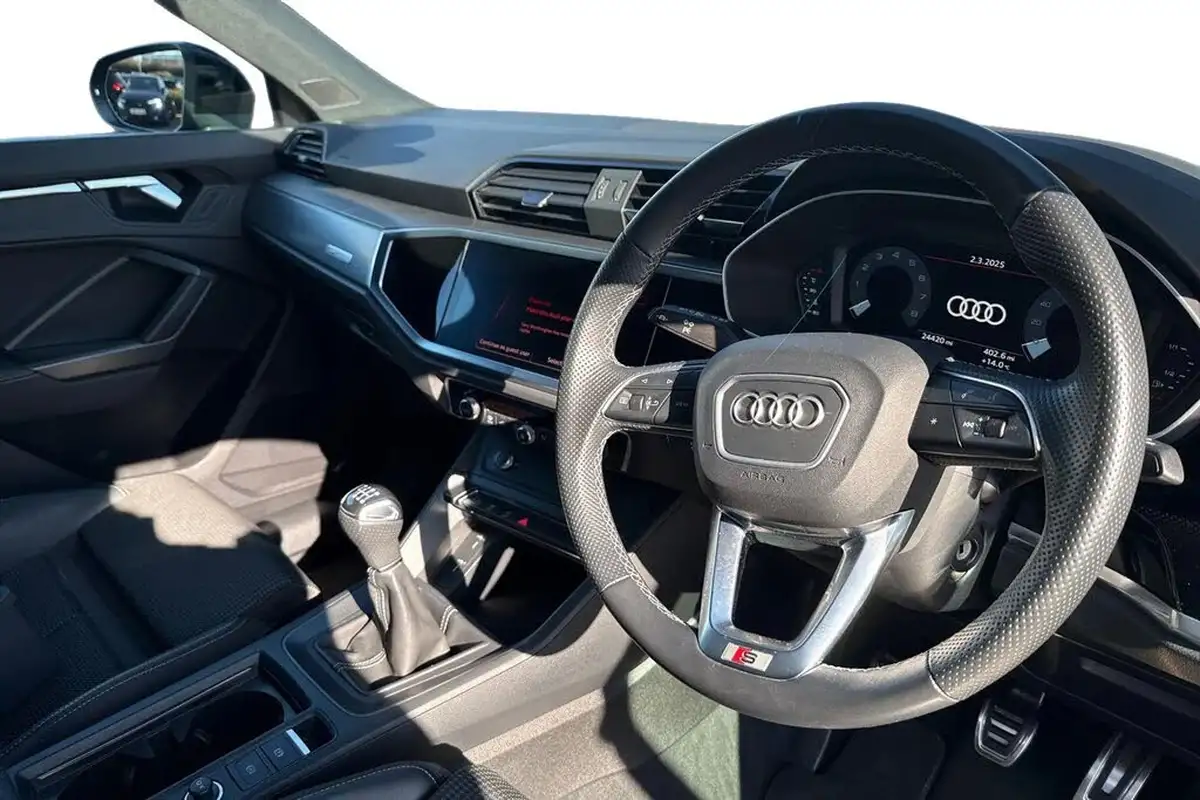2022-audi-q3-15-35-tfsi-s-line-cod-sportback-big-13