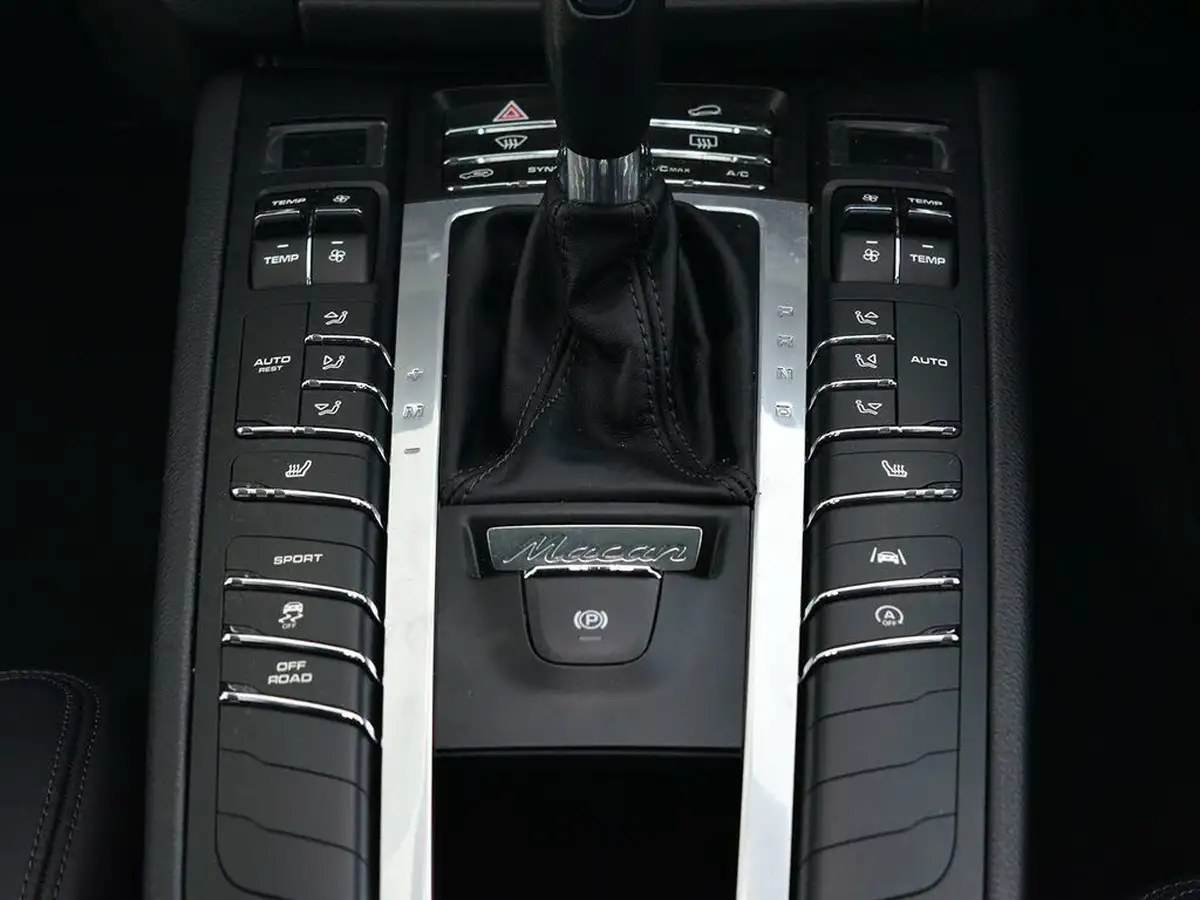 2019-porsche-macan-30-v6-s-big-19