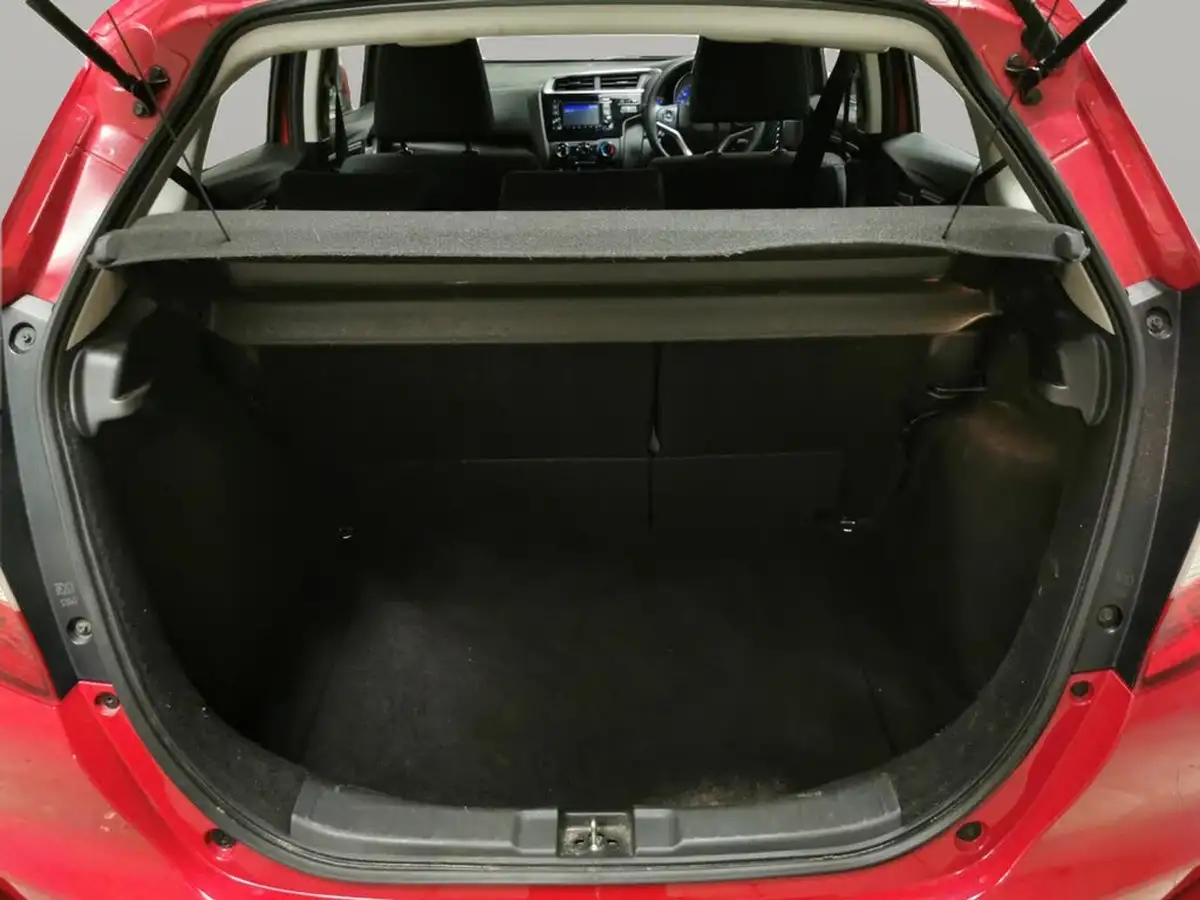 2019-honda-jazz-13-i-vtec-s-big-28