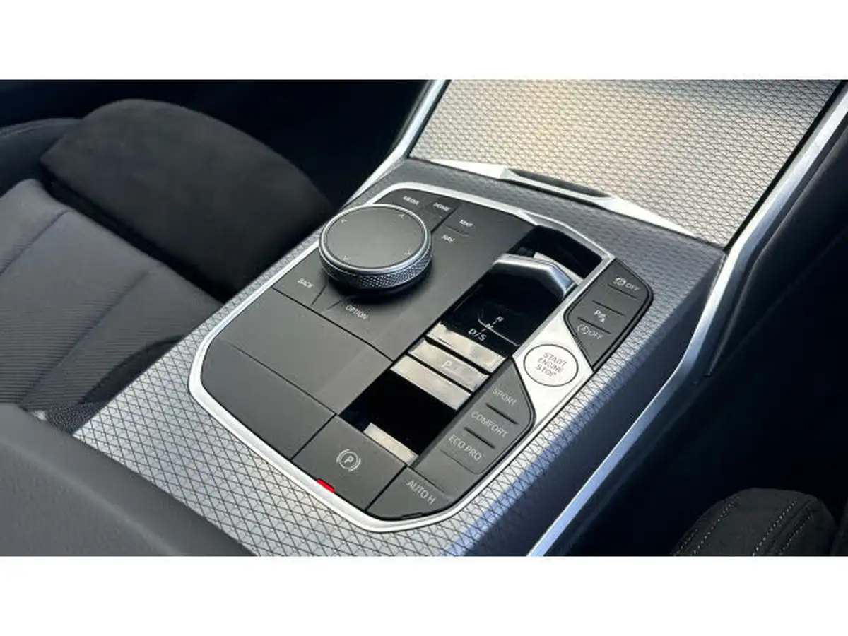 2024-bmw-3-series-20-320i-m-sport-touring-5d-big-9