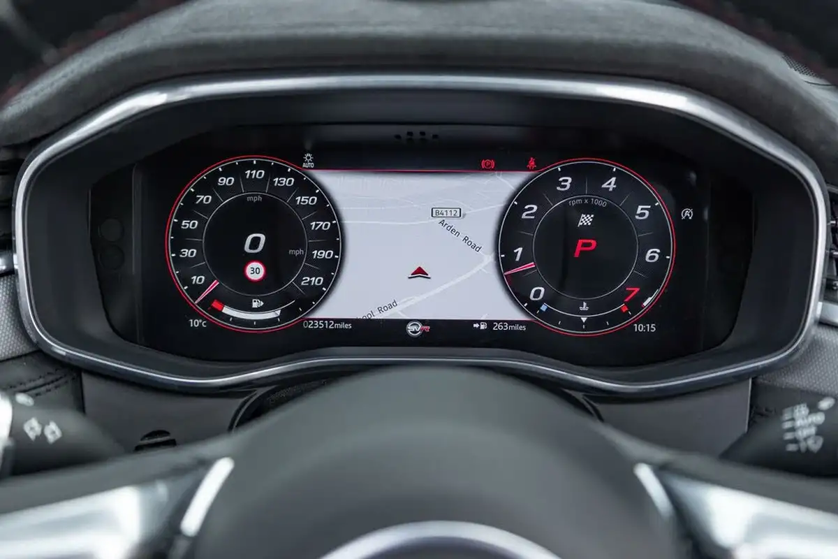2021-jaguar-f-pace-50-v8-svr-big-46