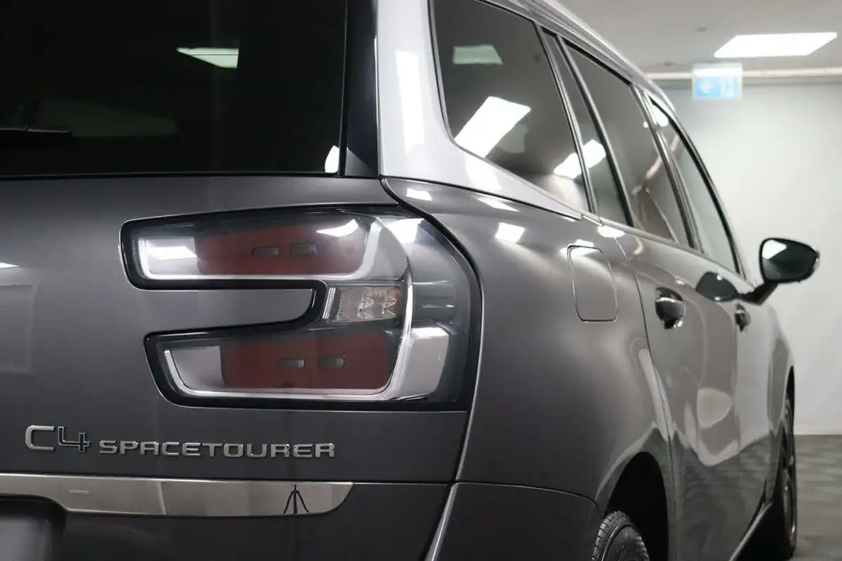 2018-citroen-grand-c4-spacetourer-15bluehdi-flair-eat8-big-18