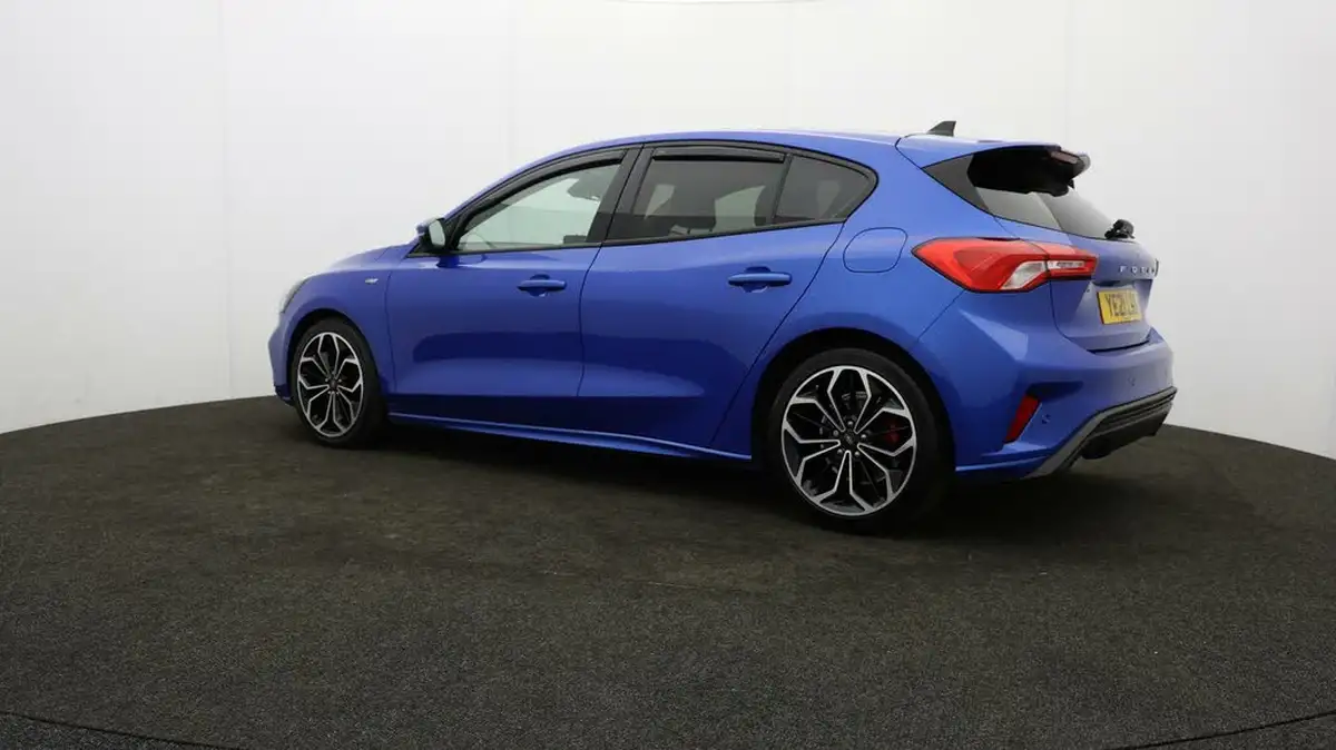2020-ford-focus-15-st-line-x-hatchback-auto-big-65