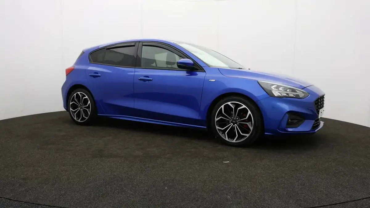 2020-ford-focus-15-st-line-x-hatchback-auto-big-37