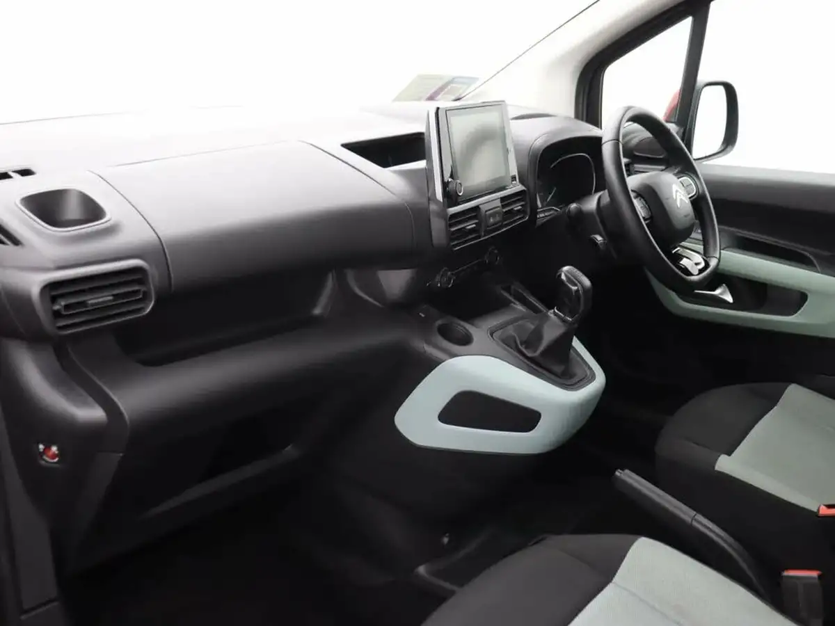 2019-citroen-berlingo-15bluehdi-feel-m-size-100ps-big-11