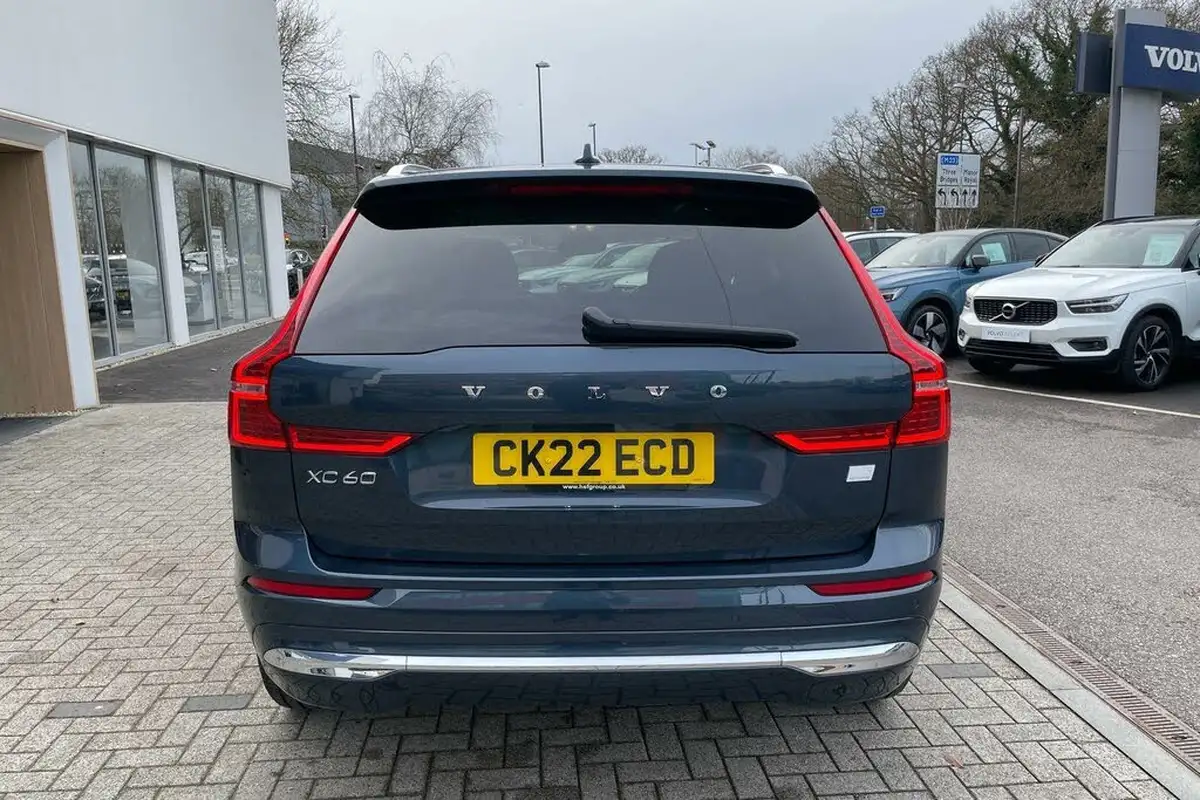 2022-volvo-xc60-20-t8-inscription-pro-455bhp-plug-in-hybrid-big-7