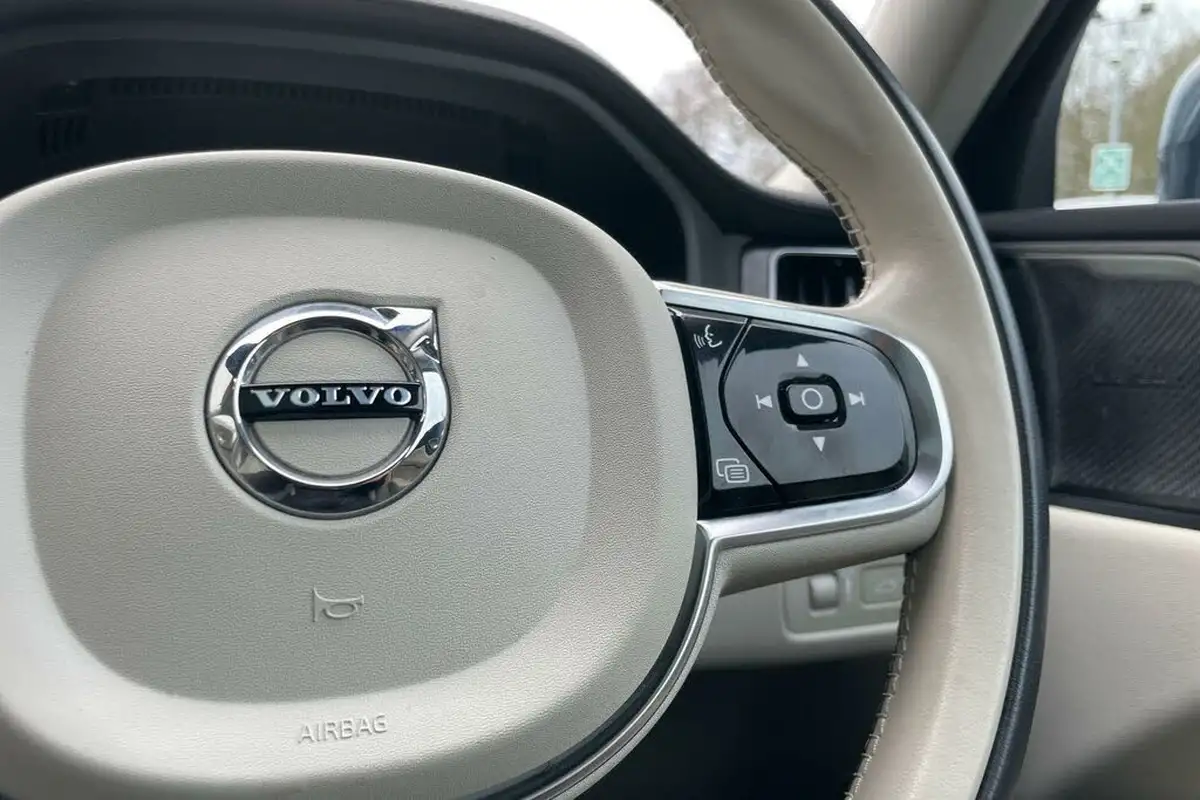 2022-volvo-xc60-20-t8-inscription-pro-455bhp-plug-in-hybrid-big-35