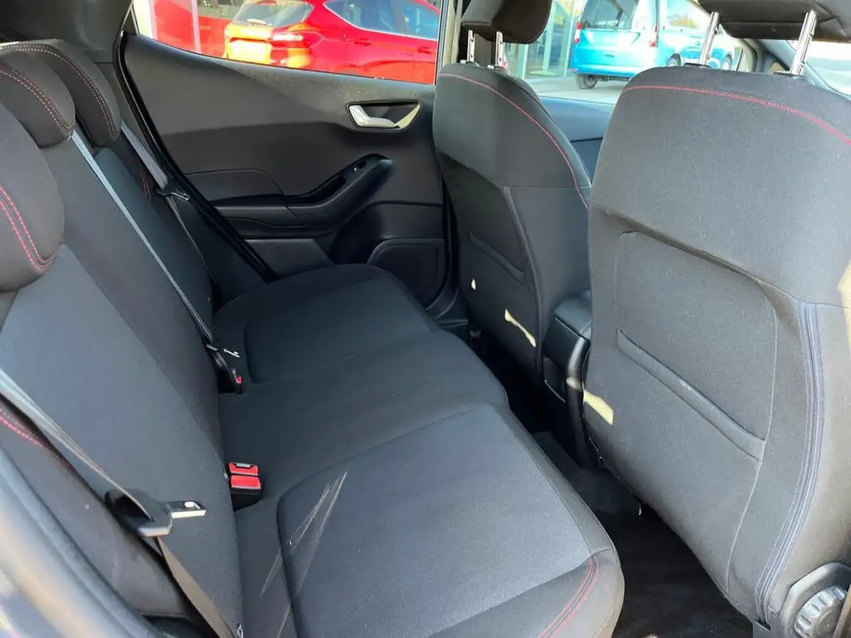 2022-ford-fiesta-10t-st-line-100ps-5d-big-33